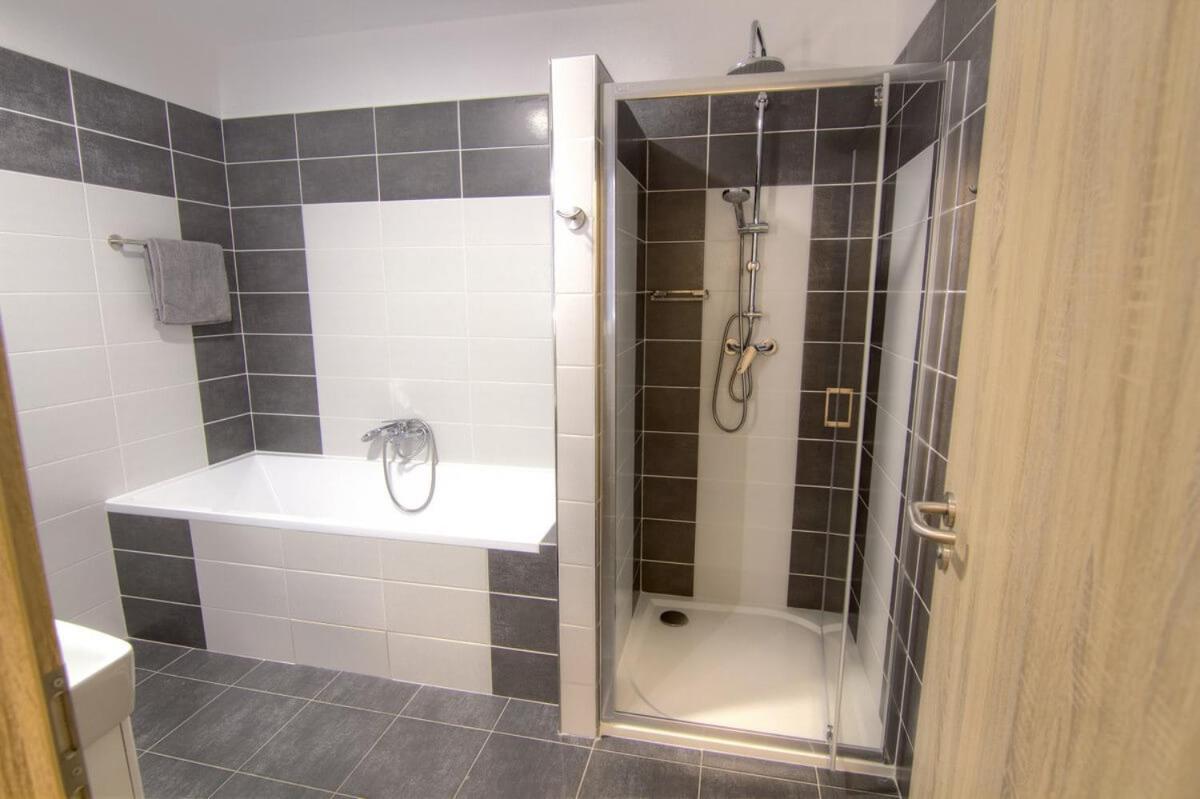 Zim-Let Lipno Apartamento Frymburk Exterior foto